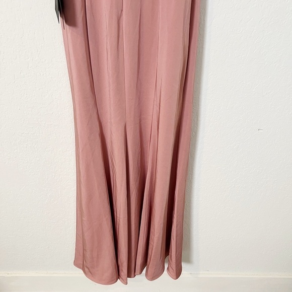 Mac Duggal Embellished Neck Trumpet Gown - Picture 6 of 10